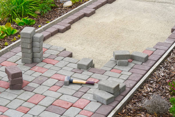 Best Affordable Driveway Paving  in Cleveland, MS